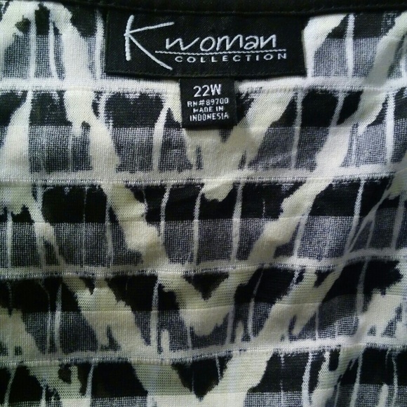 K Woman Collection Shell Blouse - Picture 6 of 8